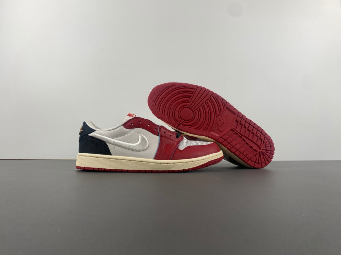 trophy room x air jordan 1 low og “home” hv6157-100