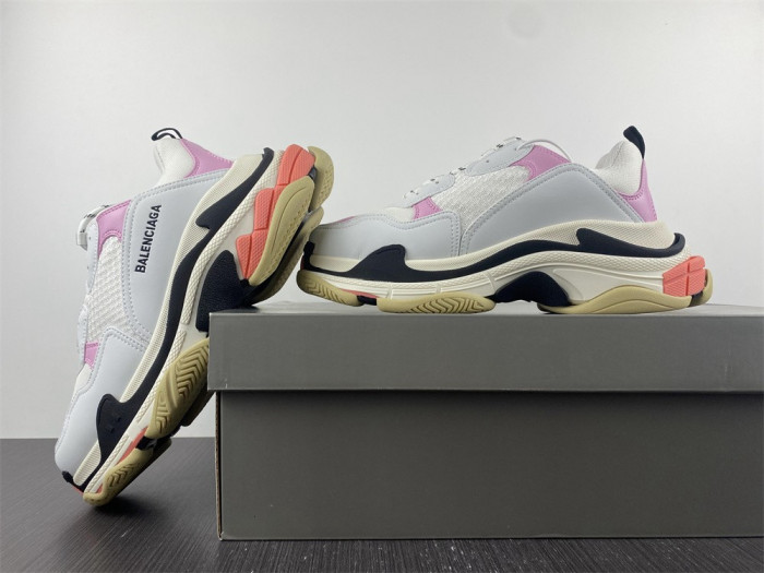 blcg sneaker triple.s.536737 wo90m 5691