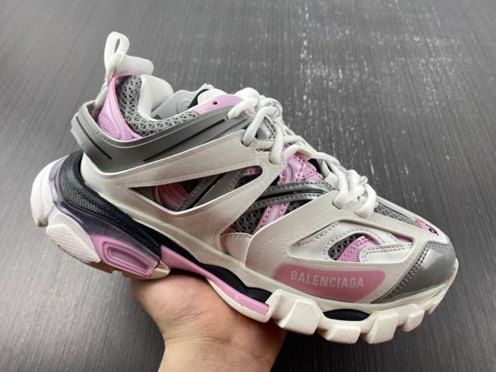 blcg track sneaker 542436 w2f59 9041