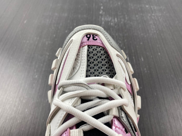 blcg track sneaker 542436 w2f59 9041