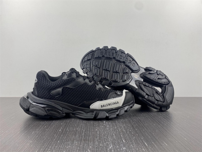 blcg track black 542436 w3nu2 9149