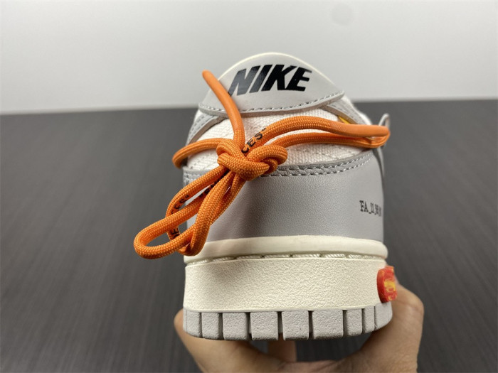 nike dunk low lot 44 dm1602-104