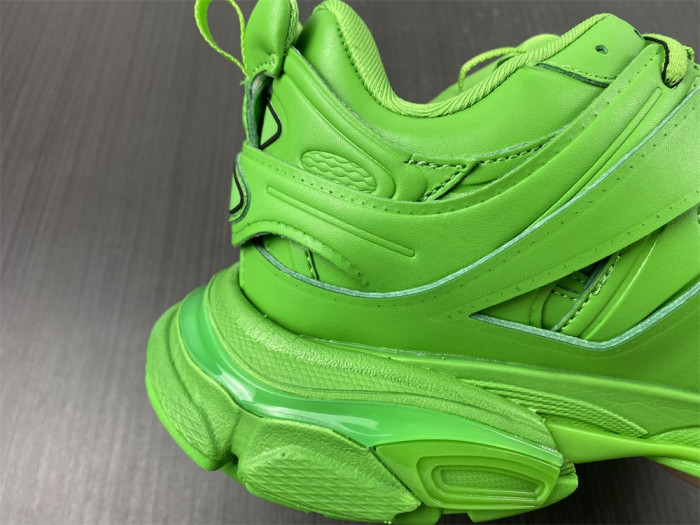 blcg track trainer green 542023 w3gb1 8463