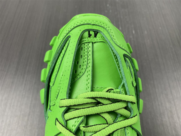 blcg track trainer green 542023 w3gb1 8463
