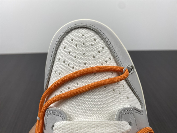 nike dunk low lot 44 dm1602-104