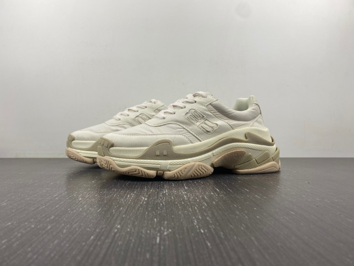Ba*len*cia*ga triple s sneaker 710156 w3cu2 9798