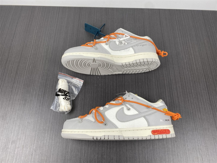 nike dunk low lot 44 dm1602-104