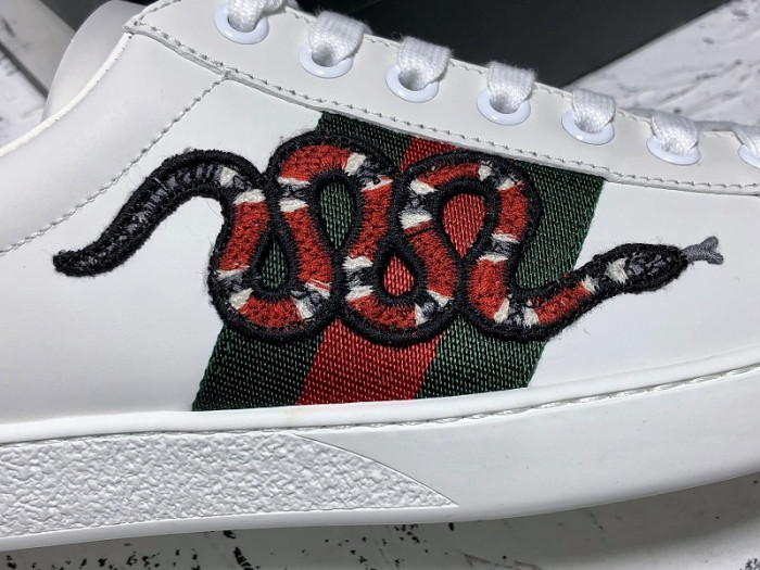 gucc ace embroidered low-top sneaker white with snake