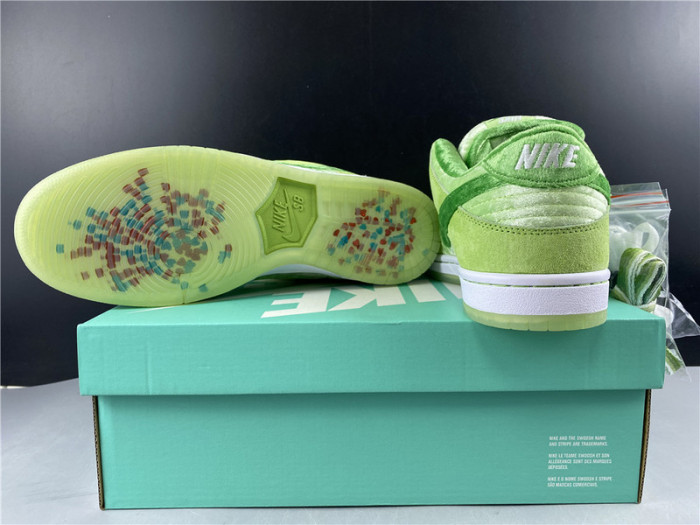 nike sb dunk low qs ct2552-300