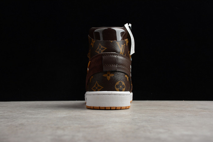 air jordan 1 ow aq0818-158 (with case)