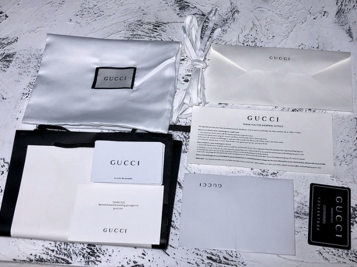 gucc ace embroidered low-top sneaker white with snake
