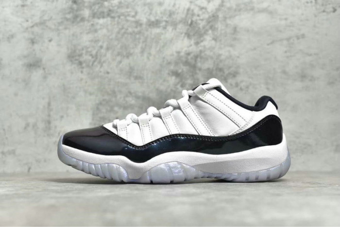 air jordan 11 retro low ''emerald'' 528895-145