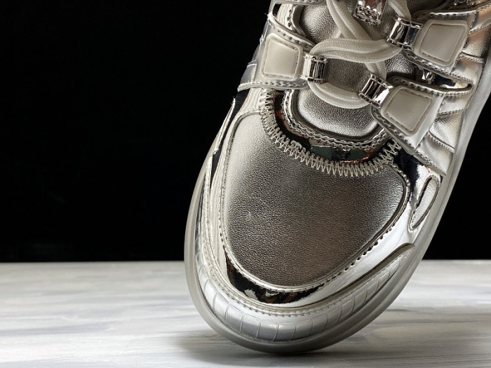 louiv archlight sneaker