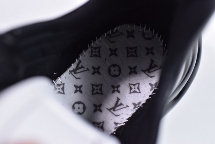 louiv archlight sneaker