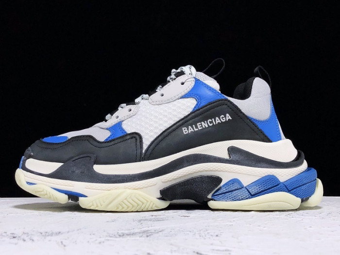 blcg sneaker triple.s.gomma 536737 w09oh 1007