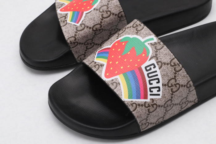 gucc slide