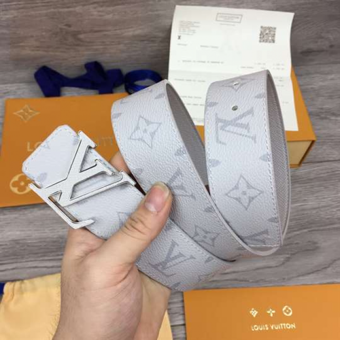 lou*s vu*tt belt