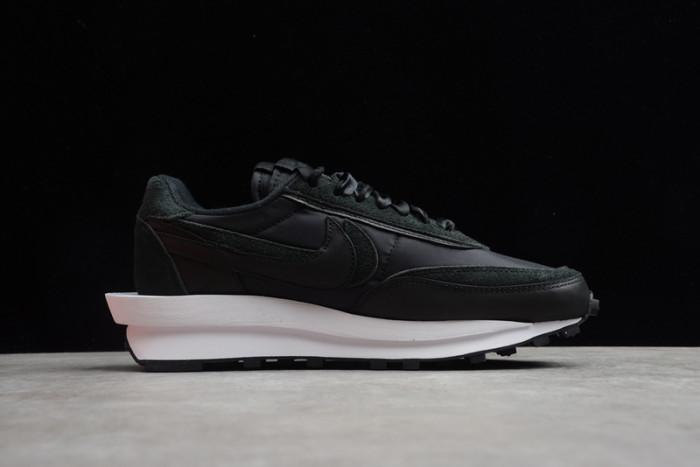 sacai x nike lvd waffle daybreak black white bv0073-002