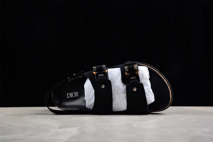 d10r slippers