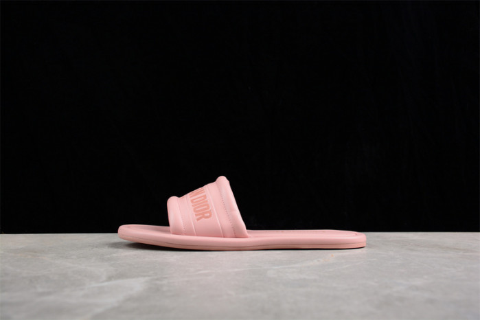 d10r slippers