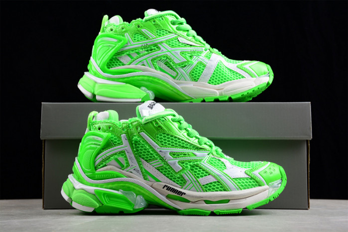 blcg runner 677402 w3rbm 3590