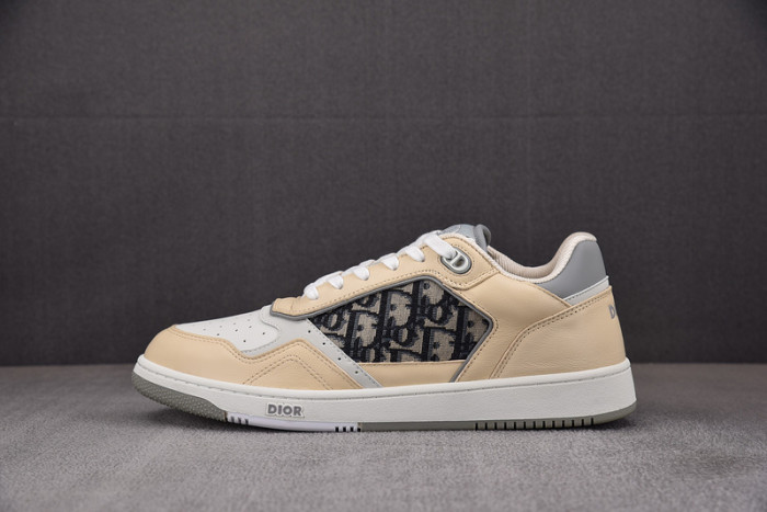 d10r b27 sneaker