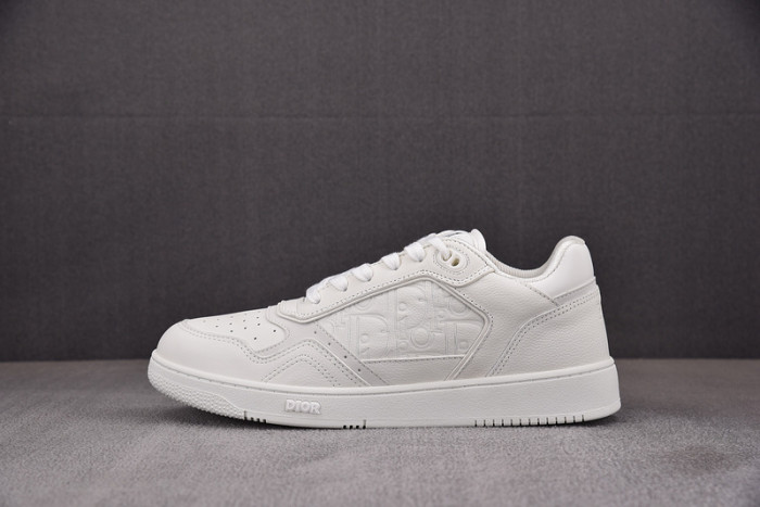 d10r b27 sneaker