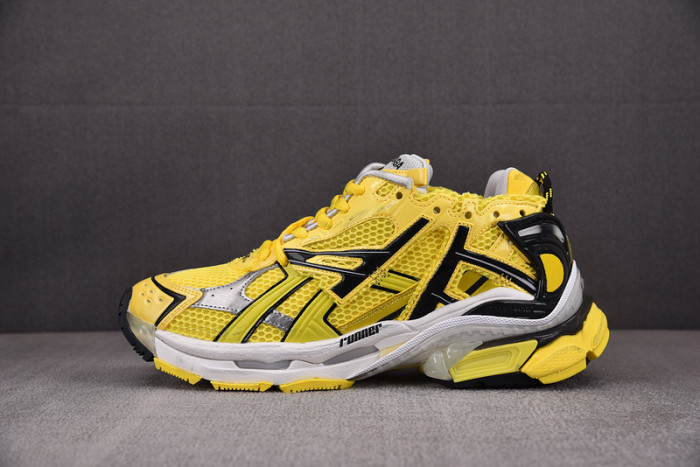 blcg runner 677403 w2rd3 0510
