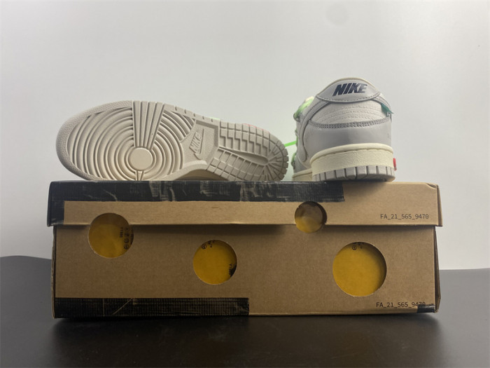 nike dunk low lot 7 dm1602-108