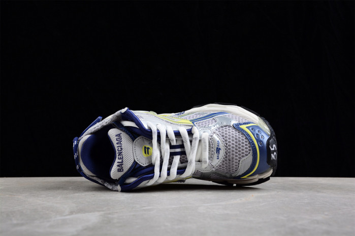 blcg runner 677402 w3rb5 9174