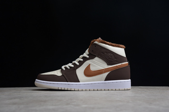 air jordan 1 mid cream dark chocolate do6699-200