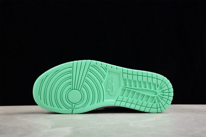air jordan 1 high og “green glow” dz5485-130