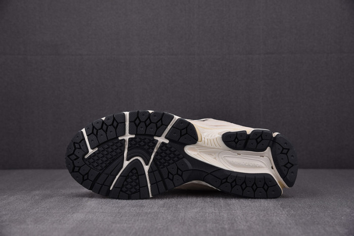 joe freshgoods x new balance m2002rcc