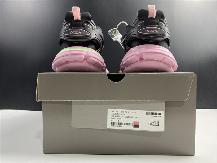 blcg track trainer pink and black 542023 w3ac1 1050 (led)