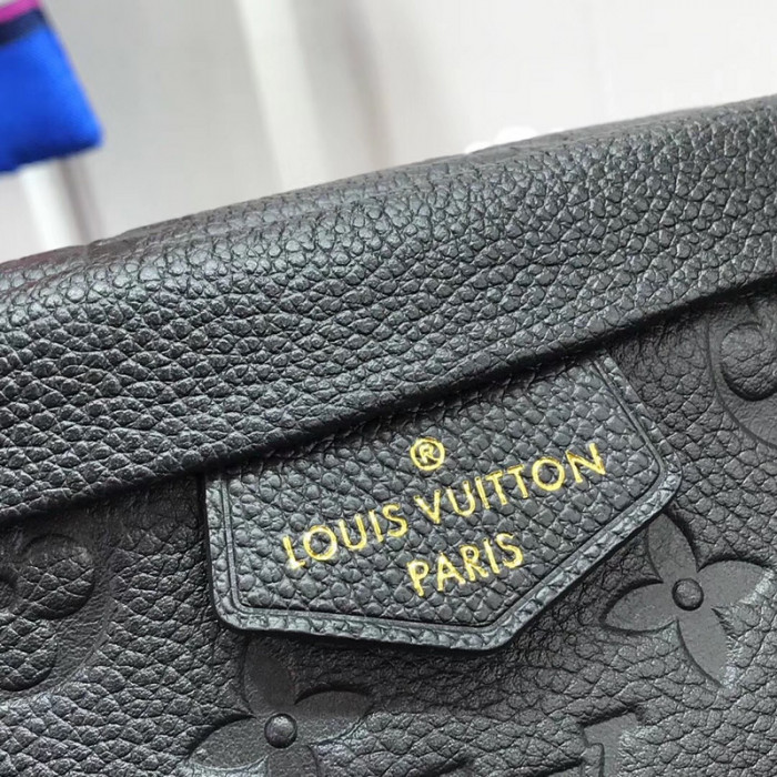 louiv bumbag m44812