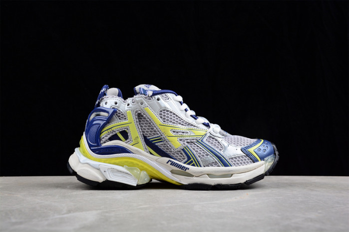 blcg runner 677402 w3rb5 9174