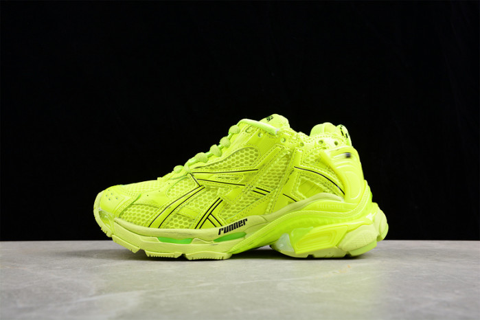 blcg runner 677402 w3rb4 7510