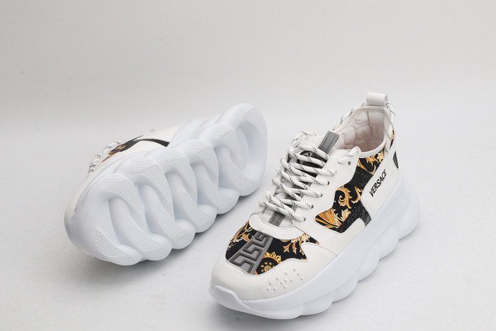 vers sneakers