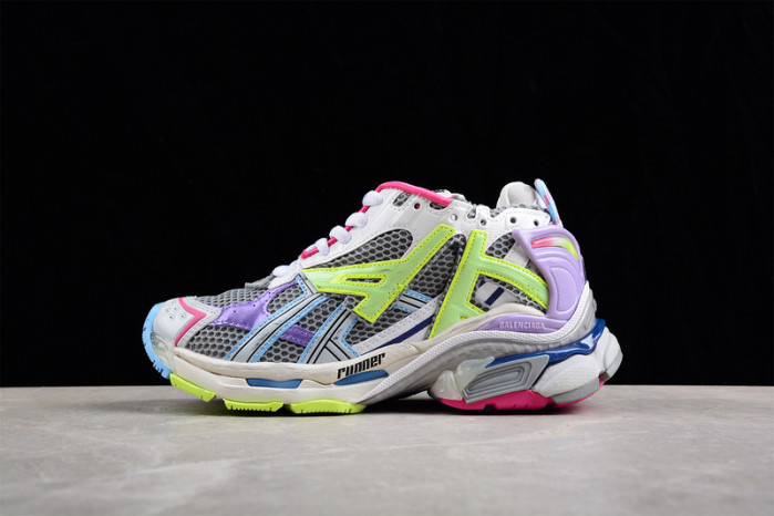 blcg runner 677402 w3rh5 0308