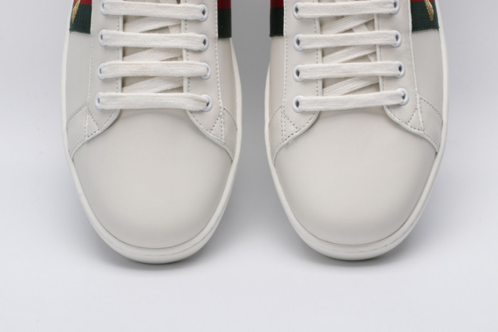 gucc ace embroidered low-top sneaker white with bee