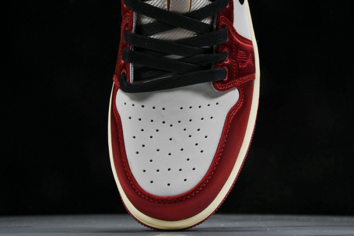 trophy room x air jordan 1 low og “away” fn0432-100