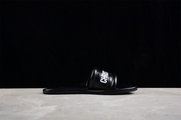 d10r slippers