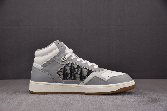 d10r b27 sneaker