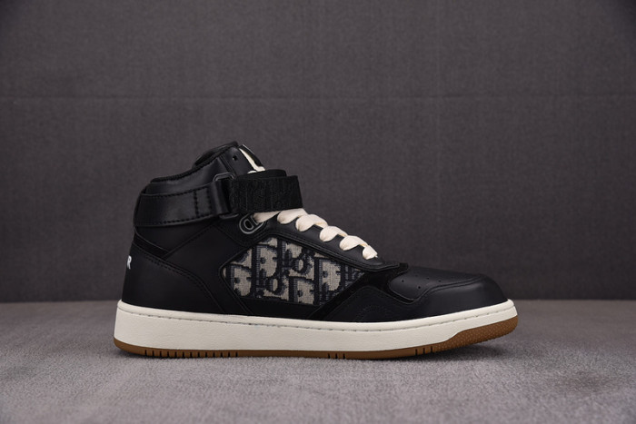 d10r b27 sneaker