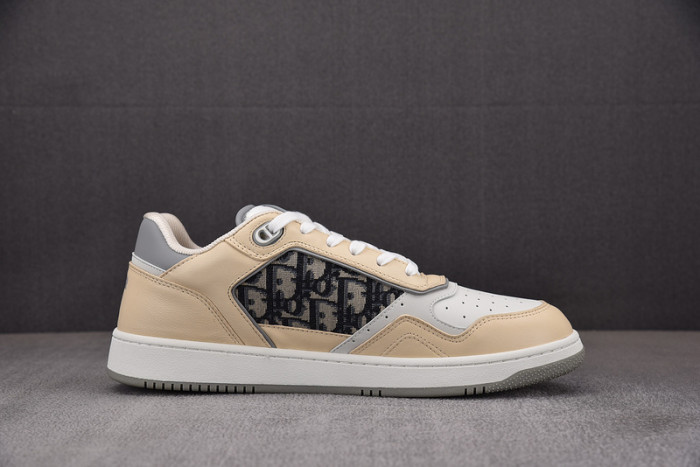 d10r b27 sneaker