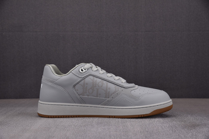 d10r b27 sneaker