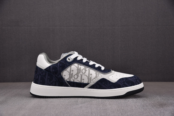 d10r b27 sneaker