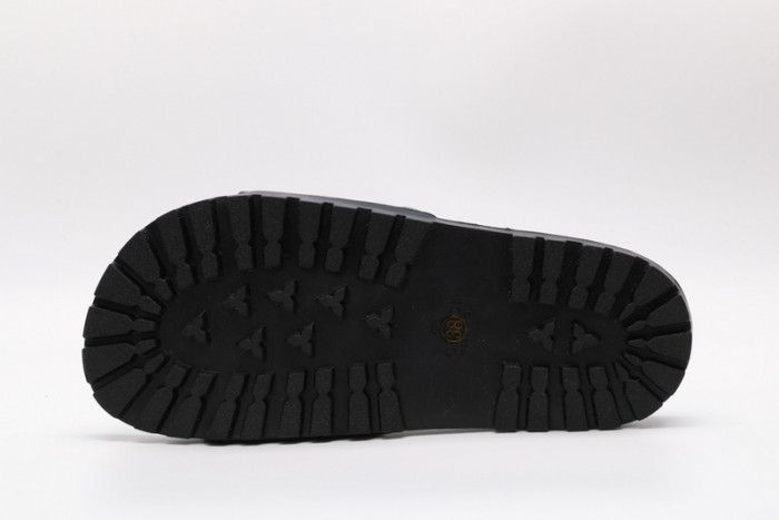 gucc slide