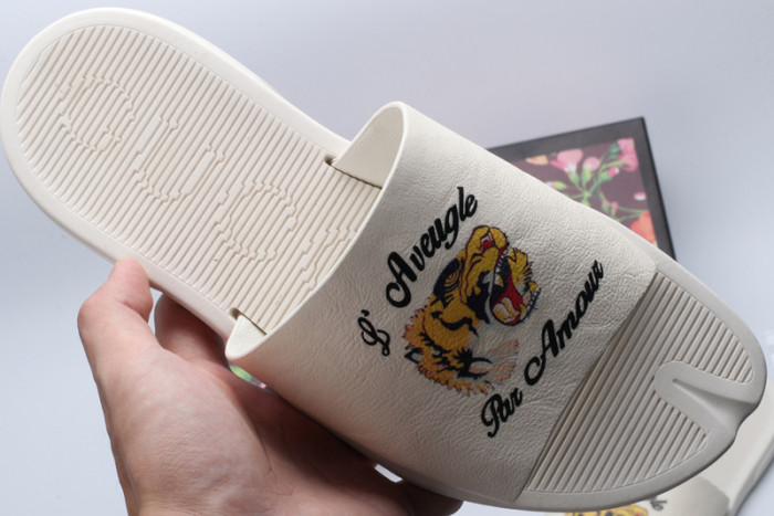gucc slide
