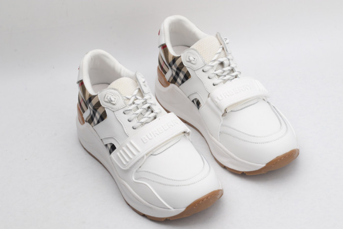 bur sneaker